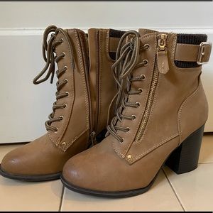 Call It Spring lace up heeled boots sz 7